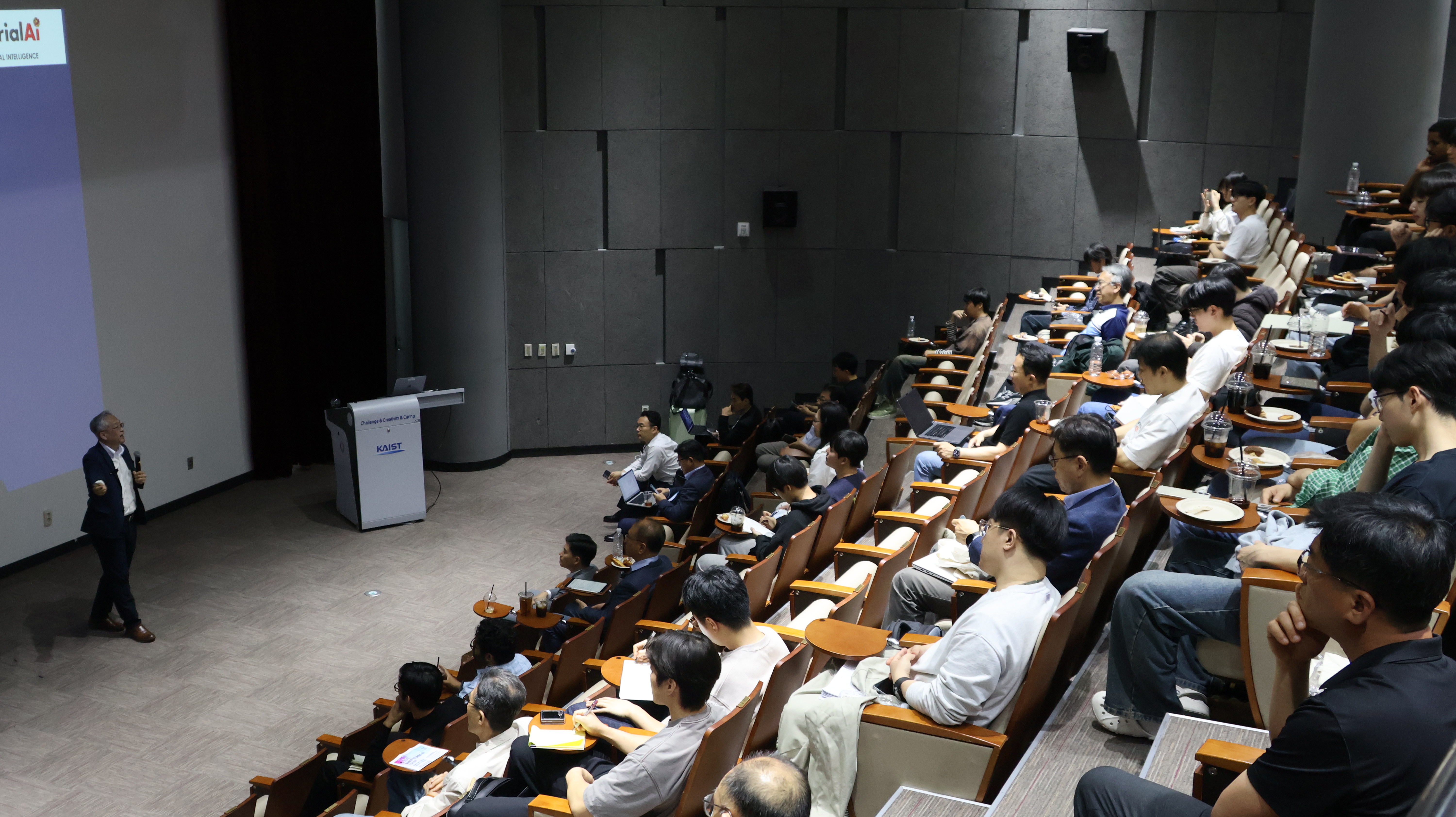 KAIST PRISM-AI 센터·AX학과·기계공학과, Global Manufacturing AX Forum 개최